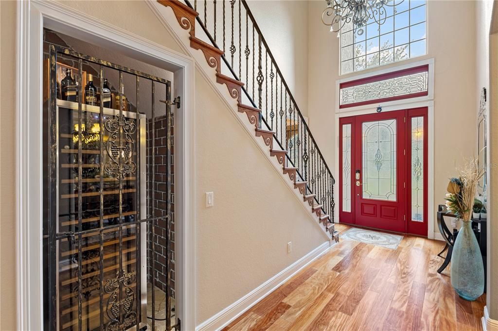 Activo con contrato: $1,490,000 (5 camas, 4 baños, 4226 Pies cuadrados)