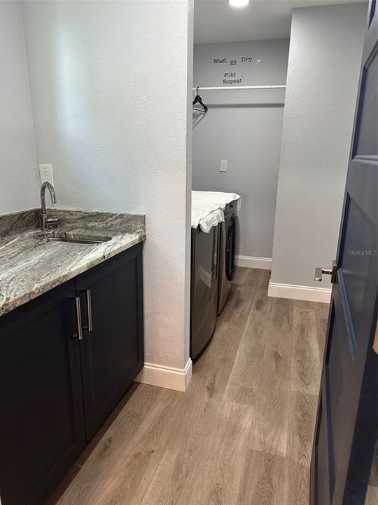 В аренду: $2,700 (3 спален, 2 ванн, 1964 Квадратных фут)