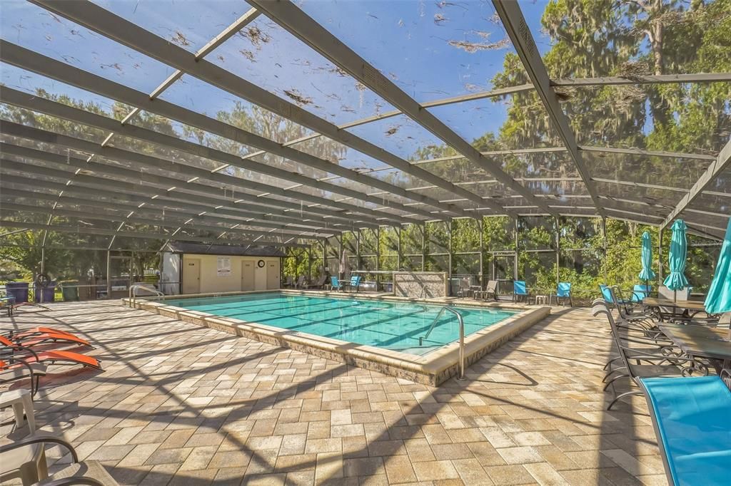 待售: $230,000 (2 贝兹, 2 浴室, 1430 平方英尺)