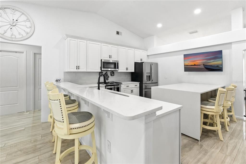 Active With Contract: $448,000 (4 beds, 2 baths, 2112 Square Feet)