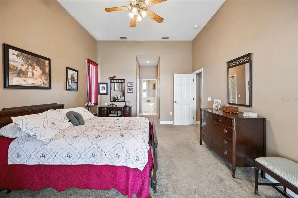 For Sale: $739,900 (4 beds, 2 baths, 2476 Square Feet)