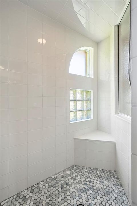 For Sale: $739,900 (4 beds, 2 baths, 2476 Square Feet)