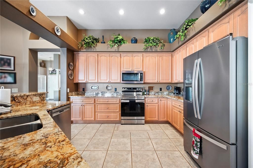 For Sale: $739,900 (4 beds, 2 baths, 2476 Square Feet)