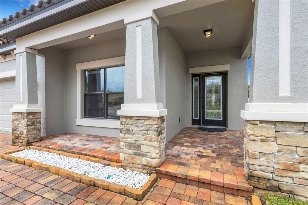 En Renta: $3,375 (4 camas, 3 baños, 3067 Pies cuadrados)