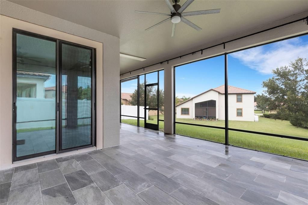 En Renta: $3,375 (4 camas, 3 baños, 3067 Pies cuadrados)