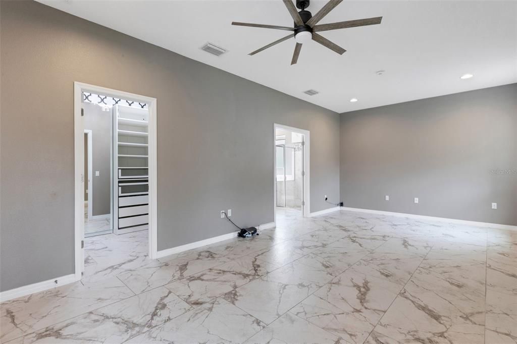 En Renta: $3,375 (4 camas, 3 baños, 3067 Pies cuadrados)