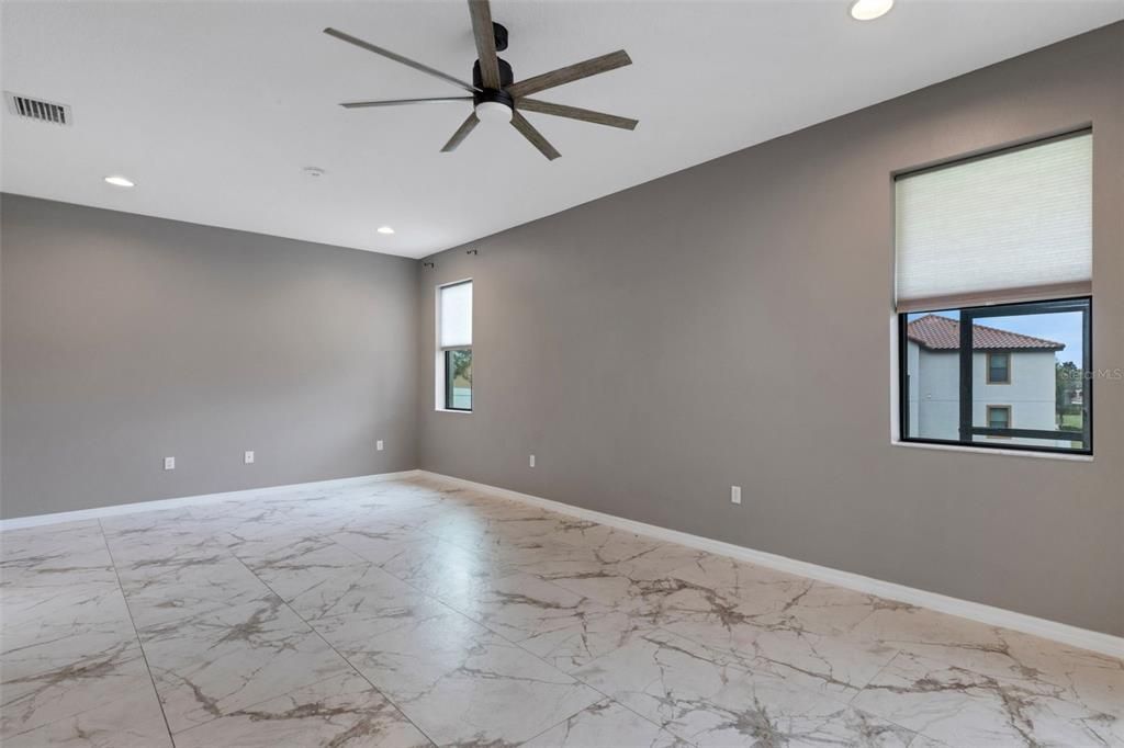 En Renta: $3,375 (4 camas, 3 baños, 3067 Pies cuadrados)