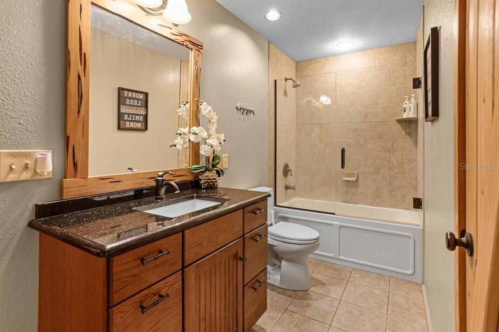 For Sale: $1,600,000 (2 beds, 3 baths, 2323 Square Feet)