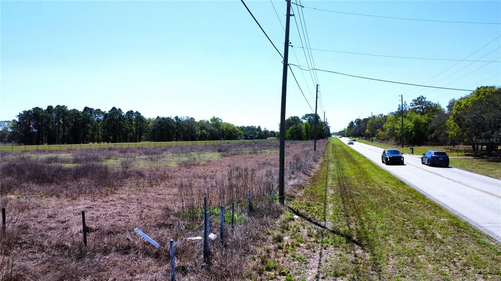 На продажу: $1,950,000 (10.20 acres)