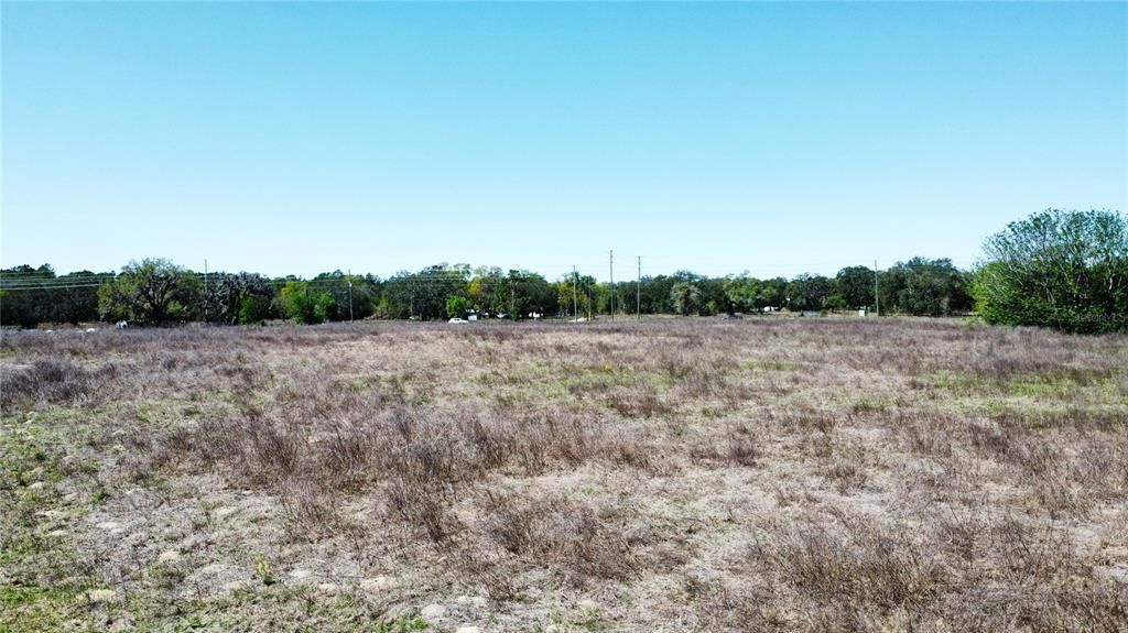 На продажу: $1,950,000 (10.20 acres)