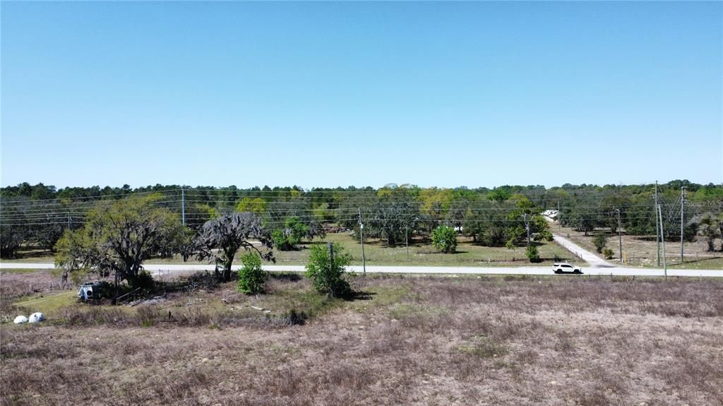 На продажу: $1,950,000 (10.20 acres)