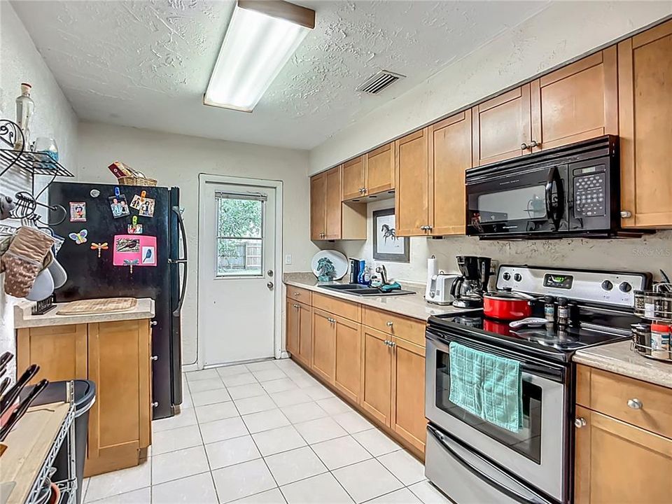 Activo con contrato: $399,998 (4 camas, 0 baños, 1512 Pies cuadrados)