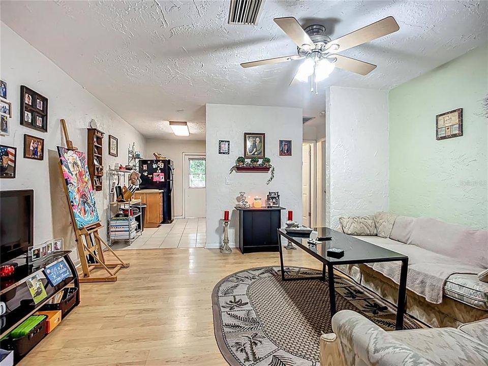 Activo con contrato: $399,998 (4 camas, 0 baños, 1512 Pies cuadrados)