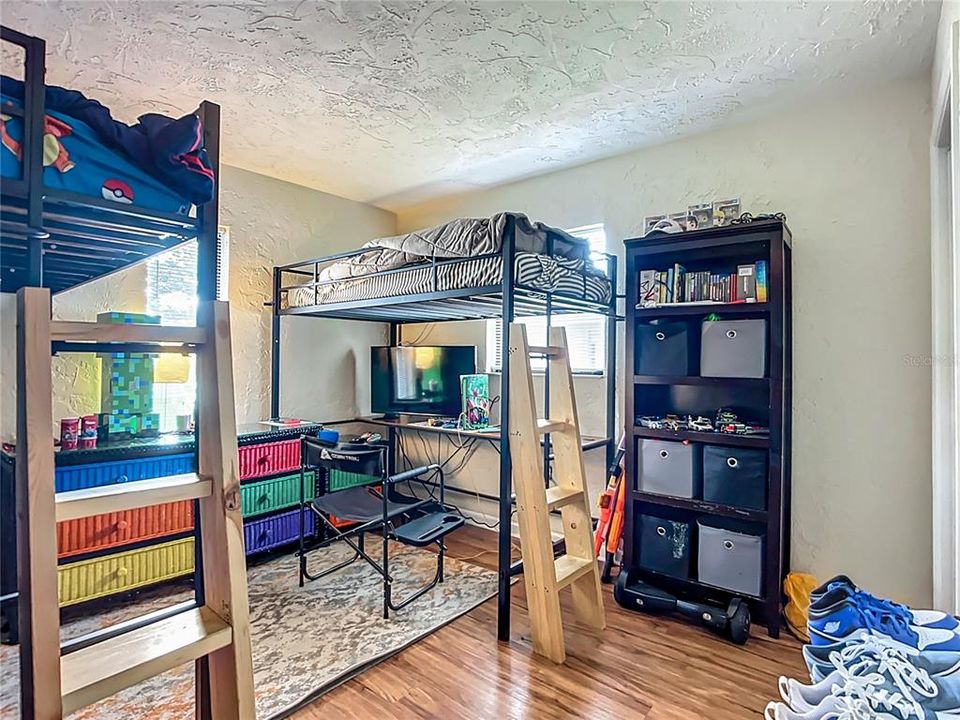 Activo con contrato: $399,998 (4 camas, 0 baños, 1512 Pies cuadrados)