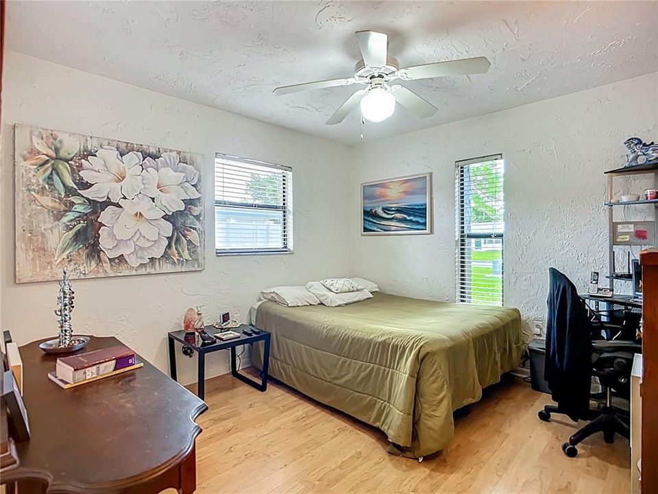 Activo con contrato: $399,998 (4 camas, 0 baños, 1512 Pies cuadrados)