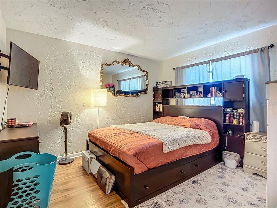 Activo con contrato: $399,998 (4 camas, 0 baños, 1512 Pies cuadrados)