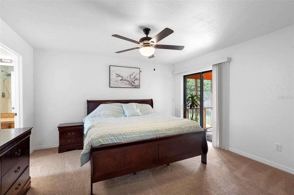 Active With Contract: $284,900 (3 beds, 2 baths, 1255 Square Feet)