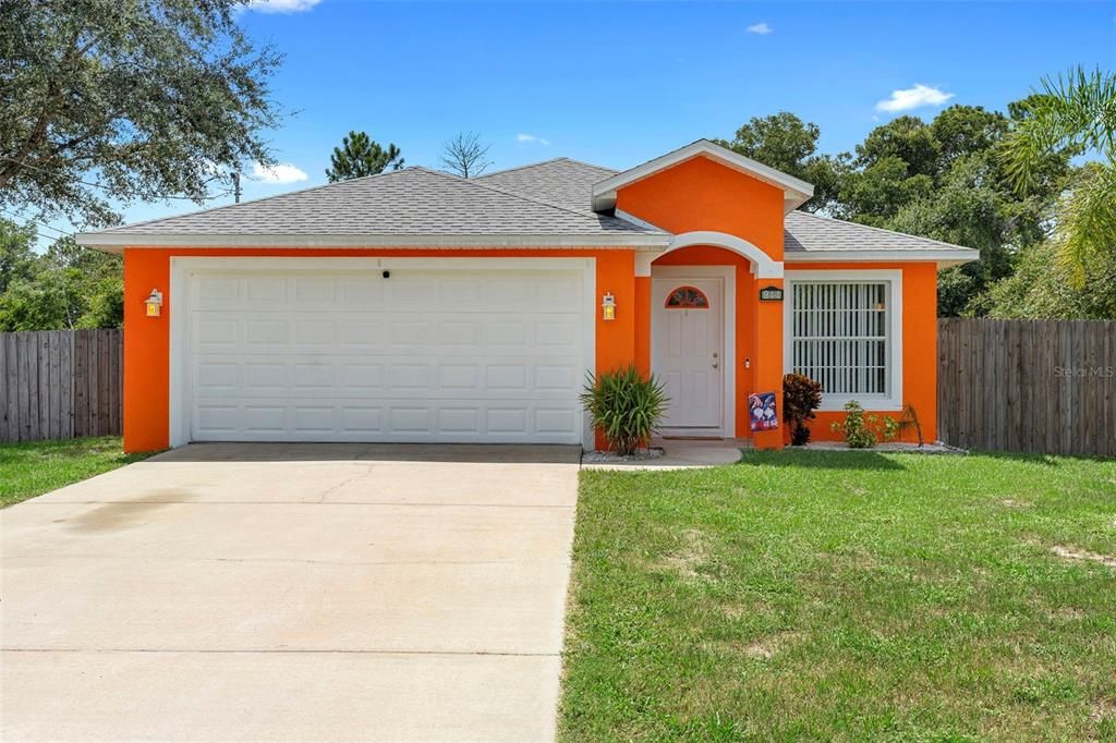 Active With Contract: $284,900 (3 beds, 2 baths, 1255 Square Feet)