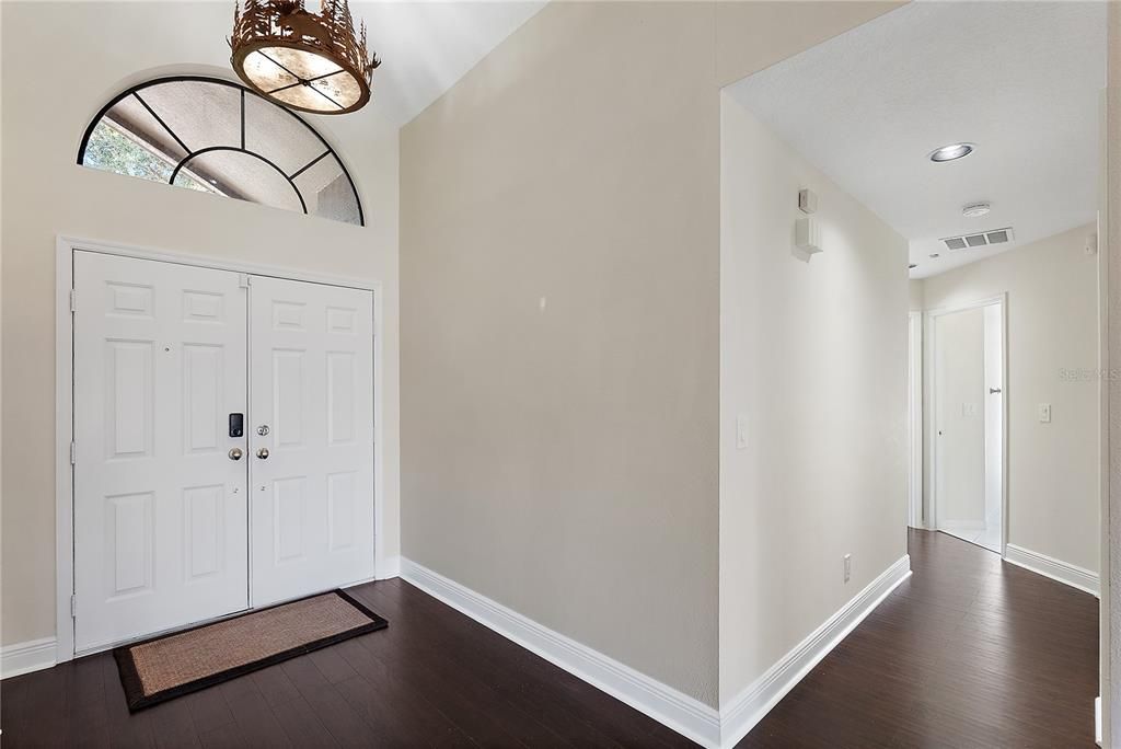 Active With Contract: $638,000 (3 beds, 2 baths, 1699 Square Feet)