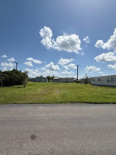 待售: $5,000 (0.16 acres)