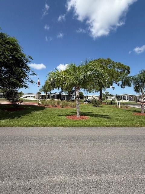 待售: $5,000 (0.16 acres)