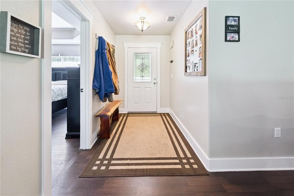 待售: $495,000 (4 贝兹, 2 浴室, 2028 平方英尺)