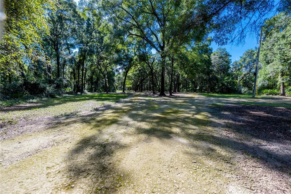 待售: $495,000 (4 贝兹, 2 浴室, 2028 平方英尺)