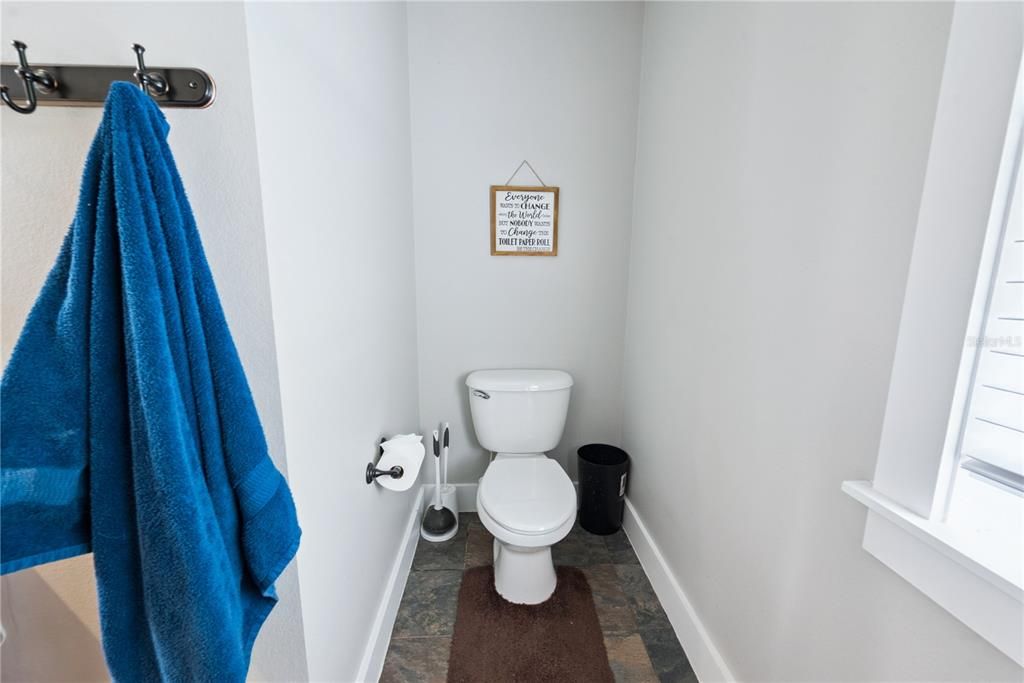 待售: $495,000 (4 贝兹, 2 浴室, 2028 平方英尺)