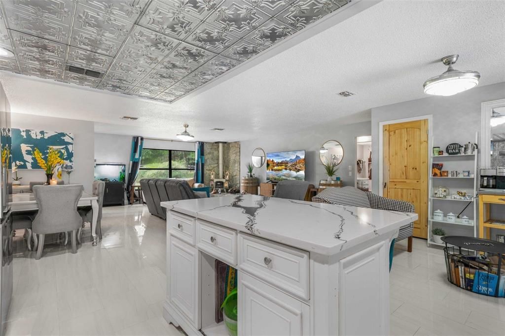 For Sale: $520,000 (3 beds, 2 baths, 1920 Square Feet)