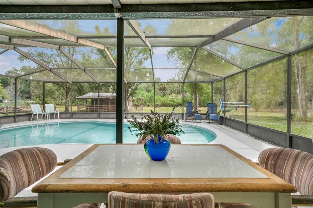 For Sale: $520,000 (3 beds, 2 baths, 1920 Square Feet)