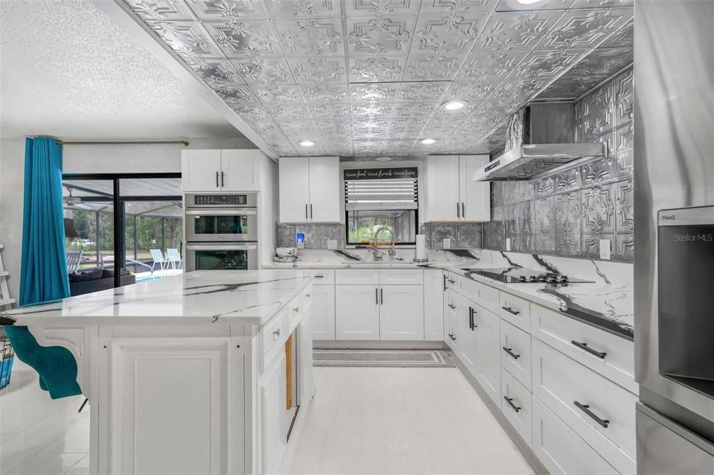 For Sale: $520,000 (3 beds, 2 baths, 1920 Square Feet)