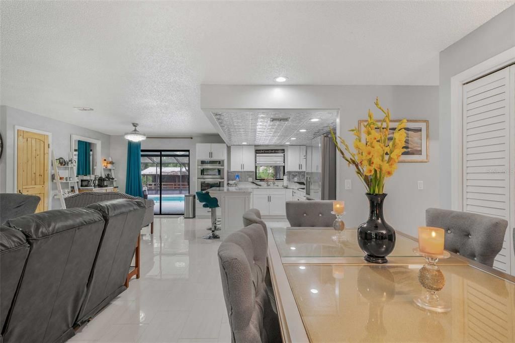 For Sale: $520,000 (3 beds, 2 baths, 1920 Square Feet)