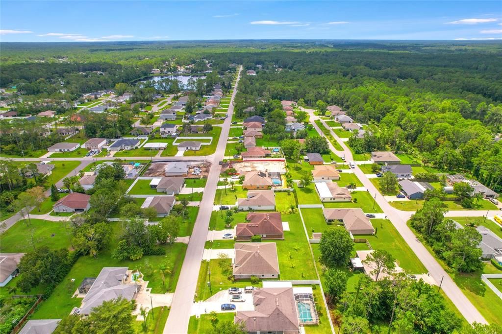 Activo con contrato: $369,000 (4 camas, 2 baños, 2166 Pies cuadrados)