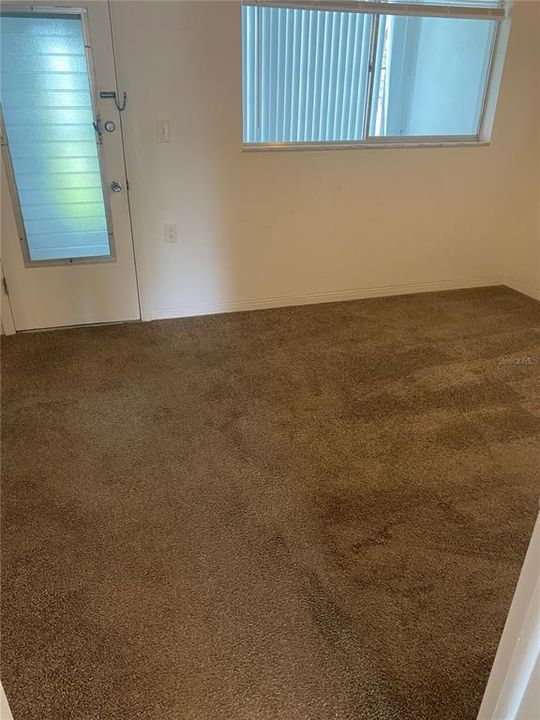 На продажу: $79,900 (1 спален, 1 ванн, 608 Квадратных фут)