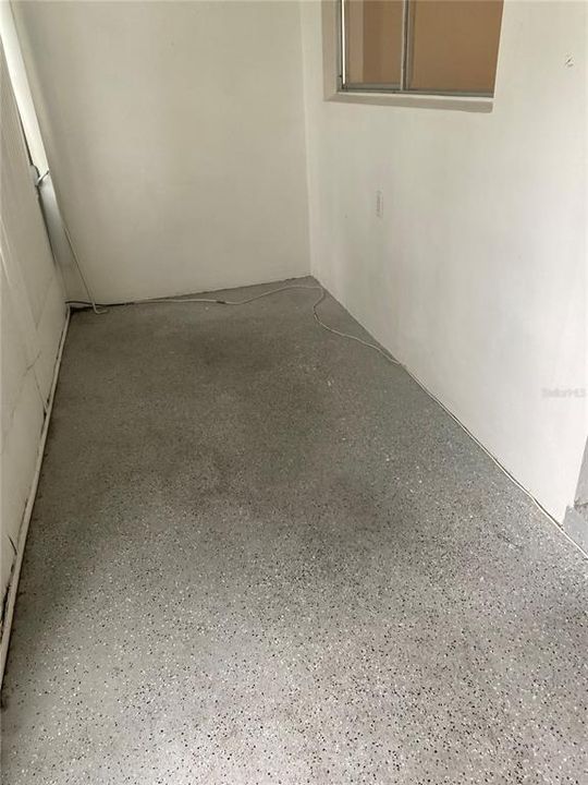 На продажу: $79,900 (1 спален, 1 ванн, 608 Квадратных фут)