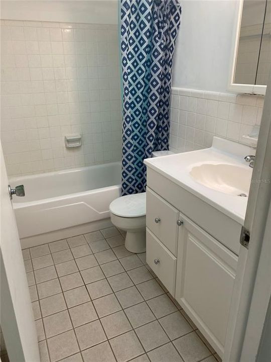 На продажу: $79,900 (1 спален, 1 ванн, 608 Квадратных фут)