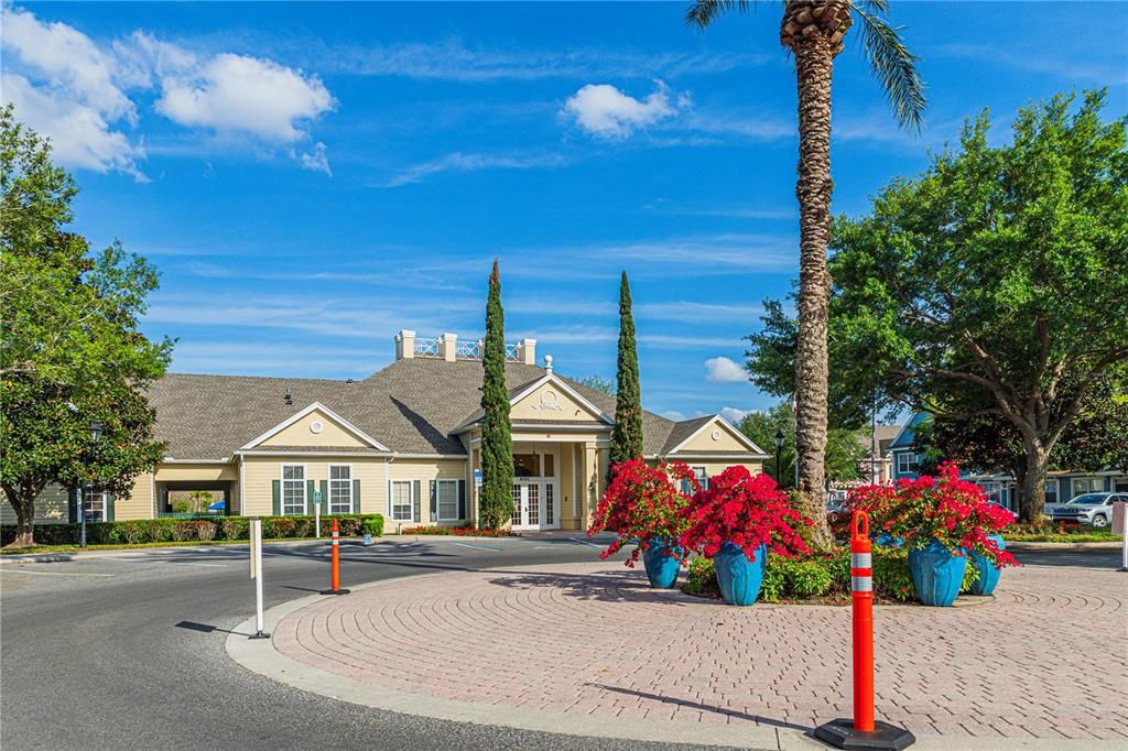 Под контрактом: $204,000 (3 спален, 2 ванн, 1296 Квадратных фут)