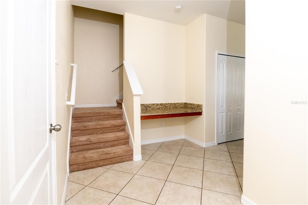 В аренду: $2,000 (3 спален, 2 ванн, 1787 Квадратных фут)