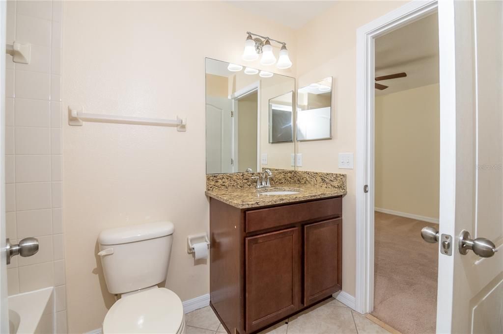 В аренду: $2,000 (3 спален, 2 ванн, 1787 Квадратных фут)