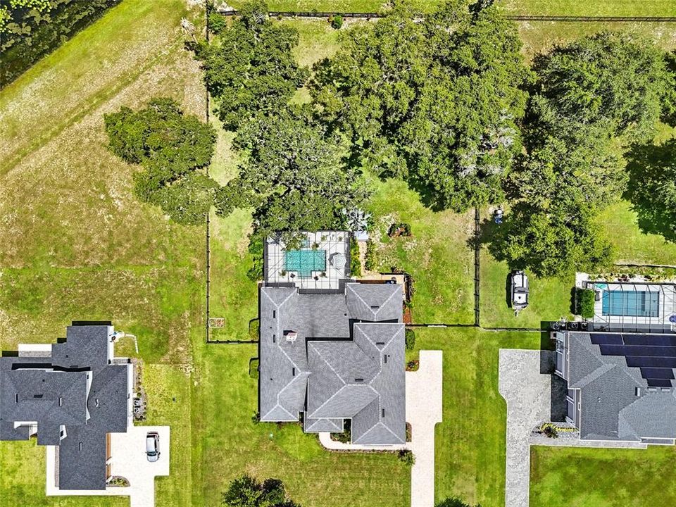 For Sale: $1,178,000 (6 beds, 4 baths, 5025 Square Feet)