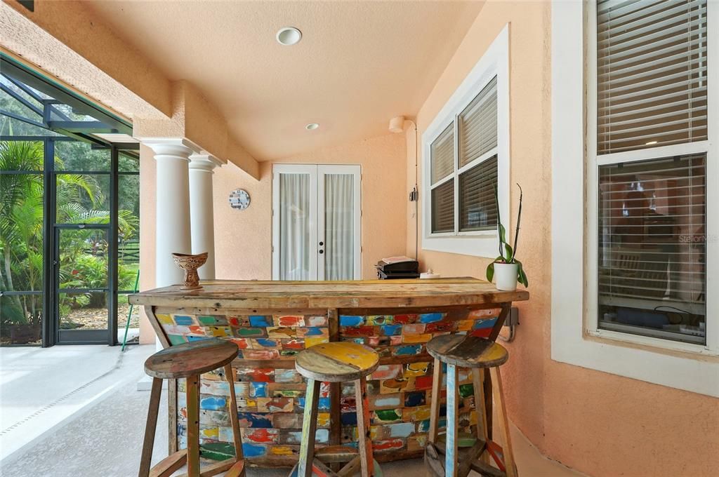 For Sale: $1,178,000 (6 beds, 4 baths, 5025 Square Feet)