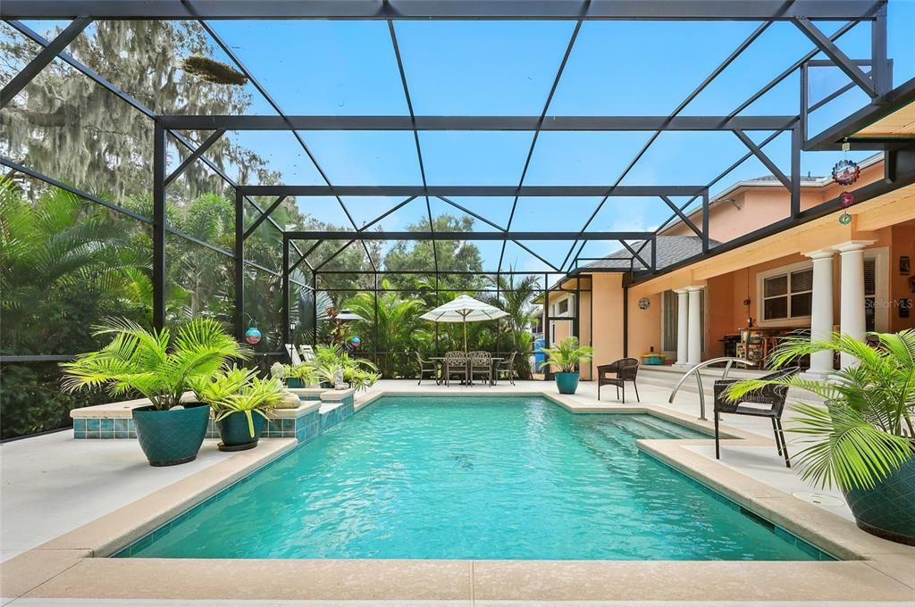 For Sale: $1,178,000 (6 beds, 4 baths, 5025 Square Feet)