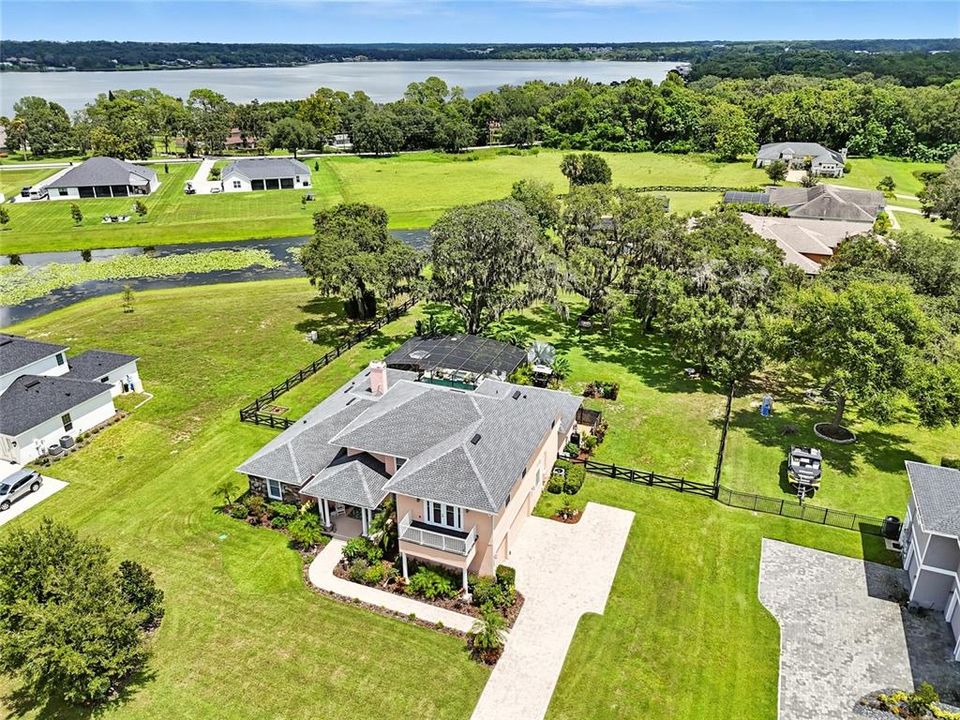 For Sale: $1,178,000 (6 beds, 4 baths, 5025 Square Feet)