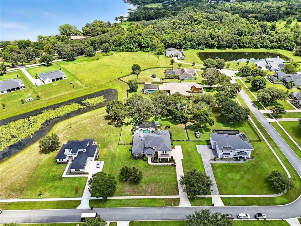 For Sale: $1,178,000 (6 beds, 4 baths, 5025 Square Feet)