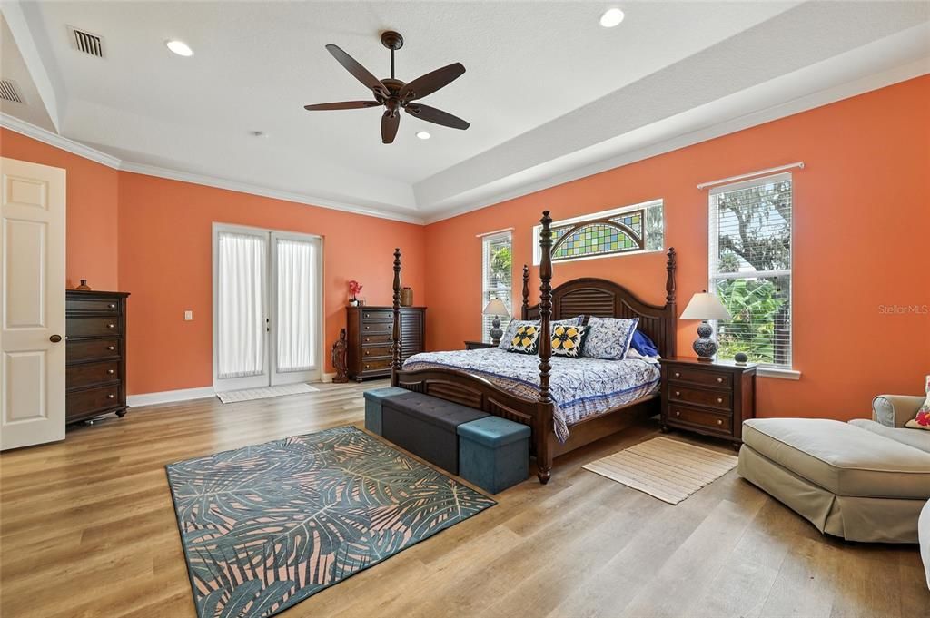 For Sale: $1,178,000 (6 beds, 4 baths, 5025 Square Feet)