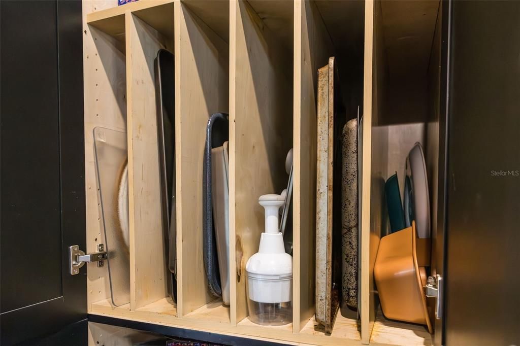 En Venta: $469,500 (3 camas, 2 baños, 2016 Pies cuadrados)