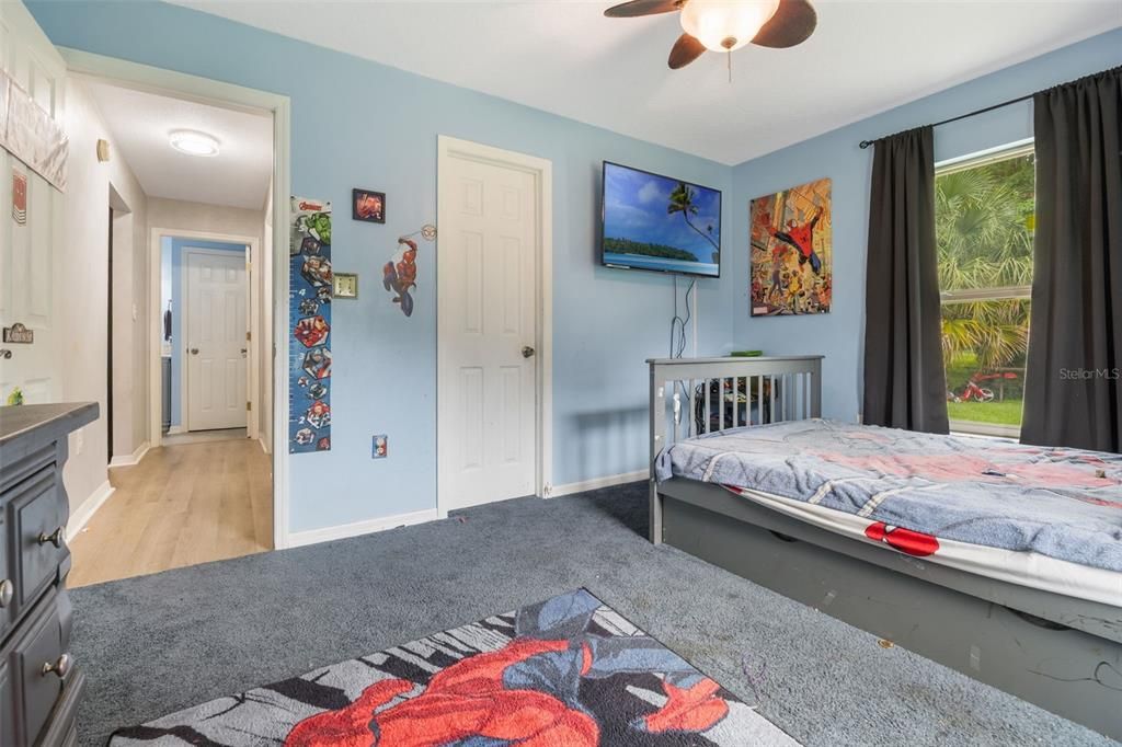 En Venta: $469,500 (3 camas, 2 baños, 2016 Pies cuadrados)