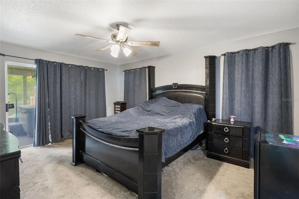 En Venta: $469,500 (3 camas, 2 baños, 2016 Pies cuadrados)