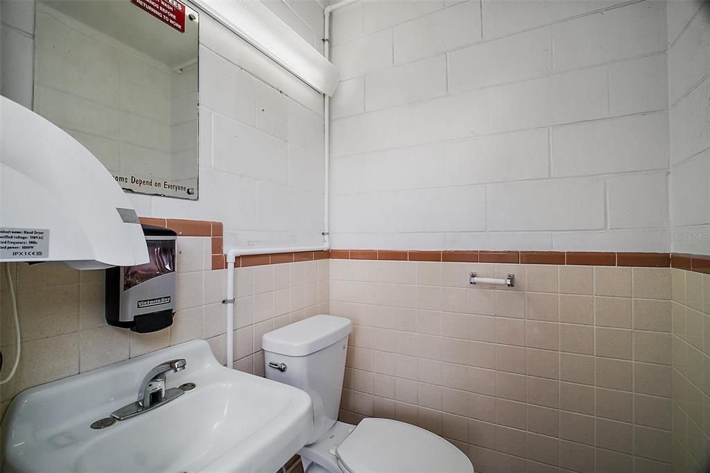 For Sale: $1,200,000 (0 beds, 0 baths, 1598 Square Feet)