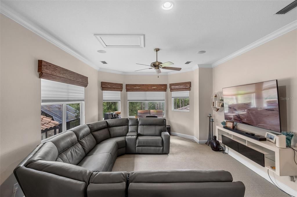 For Sale: $684,900 (3 beds, 2 baths, 2648 Square Feet)